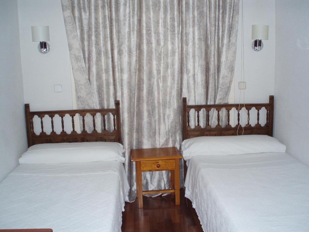 Hostal Castilla Madrid Eksteriør bilde